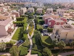 Fifth Settlement New Cairo Egypt luxury compounds Golden Square residential district