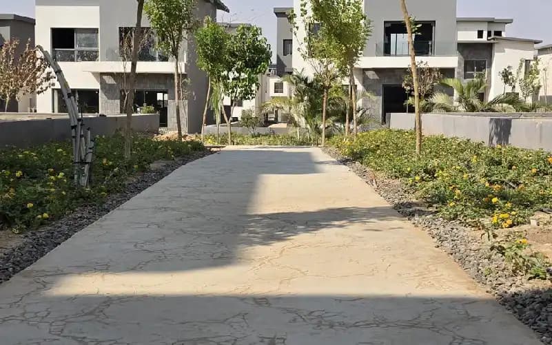 شقة ثلاث غرف نوم للبيع في كريك تاون القاهرة الجديدة | 165 مترًا مربعًا